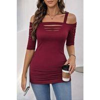 Kadın Omuzlardan Açık Askılı Lazer Kesim Detaylı Viskon Bluz