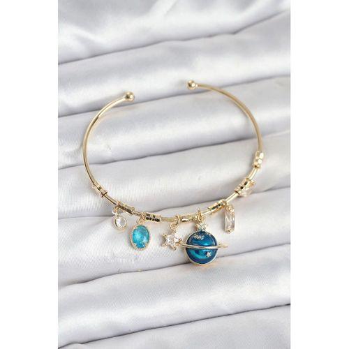 Gezegen Charmlı Gold Renk Pirinç Kadın Bileklik