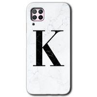 Potkal Hediye Fabrikası Huawei P40 Lite HD Baskılı Kılıf + 9D Tam Ekran Koruyucu - Beyaz Mermer Desenli K Harfi