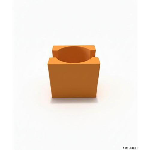 Turuncu Harf Şeklinde Mini Dekoratif Saksı – Kişiye Özel Baş Harf Tasarım – Masaüstü & Ofis Dekoru