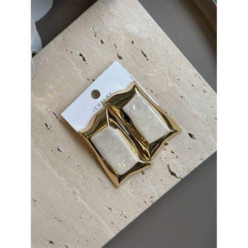 Mineli Kıvrımlı Küpe - Krem