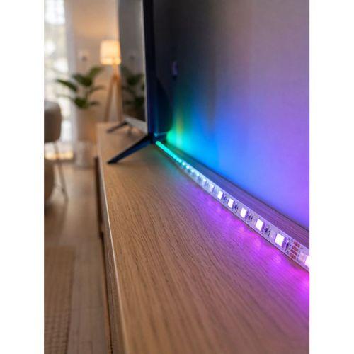 Uzaktan Kumandalı Rgb Şerit Led 5 Metre 12v 5050 Smd Çok Renkli Dekoratif Işık Seti
