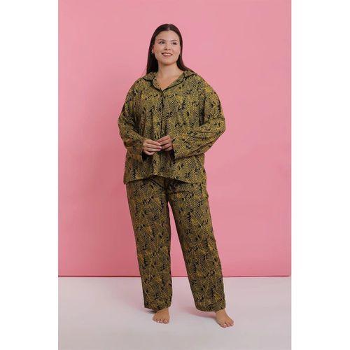 Kadın Büyük Beden Tropikal Yaprak Desenli Düğmeli Pijama Takımı