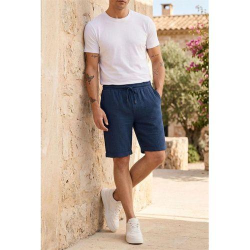 Hafif ve Rahat Duble Paça Müslin Erkek Şort - Lacivert