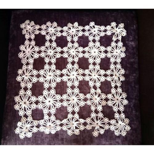 El İşi Dantel Tığ İşi Beyaz 43X41Cm