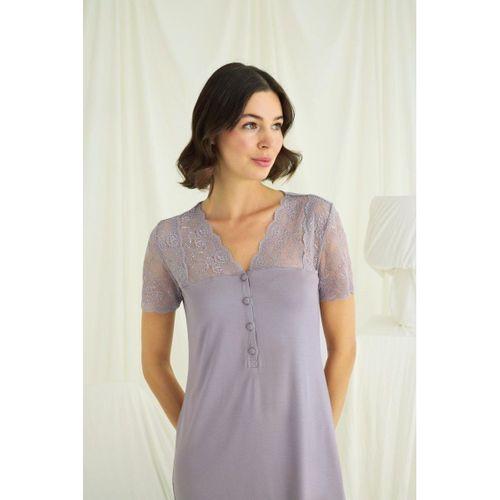 Yakası Kolu Ve Omzu Ve Eteği Dantelli Önü Düğmeli Gecelik