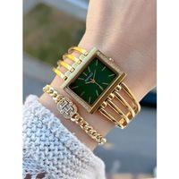 Ferrucci Kaburga Tasarım 2 Yıl Garantili 3 Atm Suya Dayanıklı Kadın Kol Saati+Bileklik FC.L11441.4