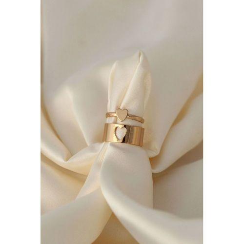 Kalp Model Altın Renk Ayarlamalı Çift Yüzüğü