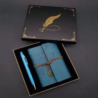 Siyah Kutulu Yaprak Desenli Mavi Deri Defter Ve Kalem Seti