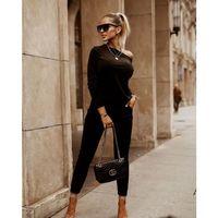 Kadın Uzun Kollu Tek Omuzu Açık Kadife Takım