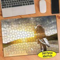 Hız Tutkunu Motorsiklet Yarışçısı 240 Parça Puzzle Yapboz-17959