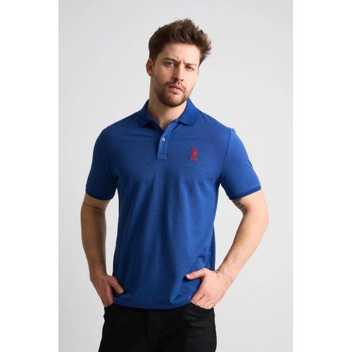 Polo Yaka Düğme Detaylı T-shirt