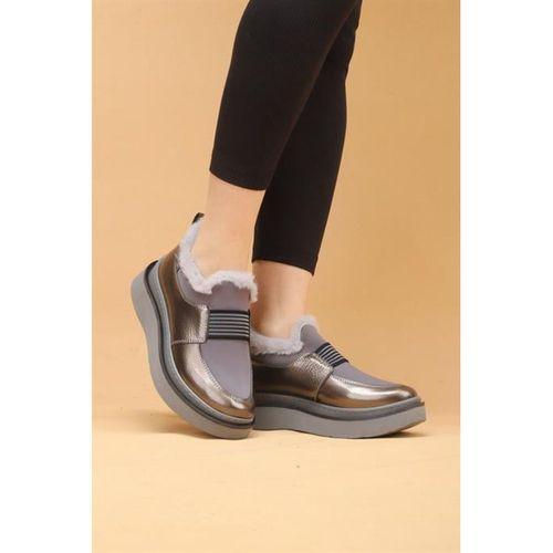 Reyan Kadın Gri Renkli İçi Kürklü Kışlık Yürüyüş Ayakkabı