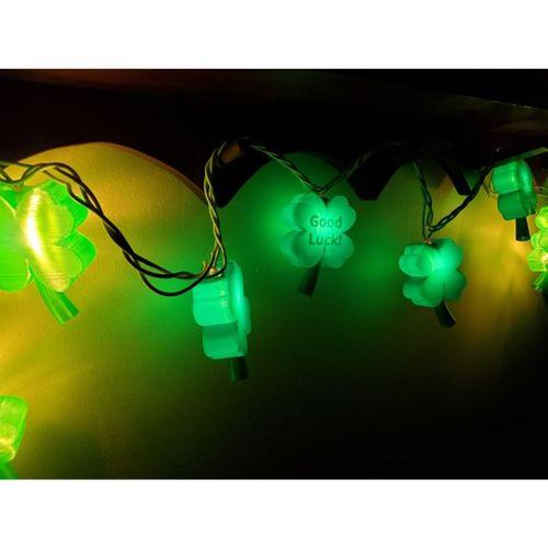 4 Yapraklı Şans Bitkisi Mini Işık Kapağı (Bu ürün Sadece Plastik parçadır - Almadan Önce Soru Sorabilirsiniz)