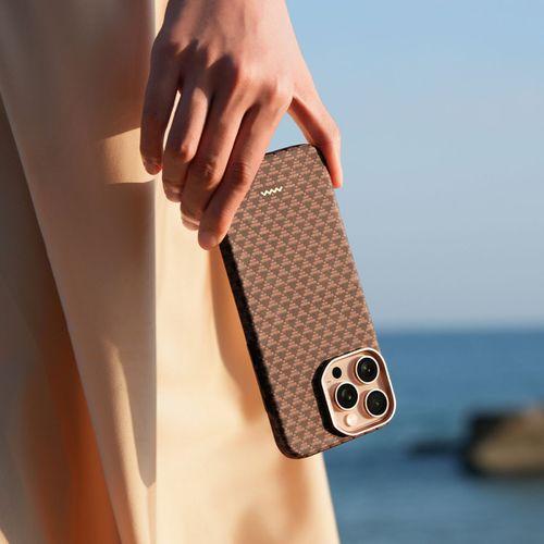 Apple iPhone 16 Pro Kılıf M-safe Şarj Özellikli Raptic Aramid Skin Origin Serisi Kapak