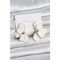 Beyaz Mineli Lotus Model Pirinç Kadın Küpe