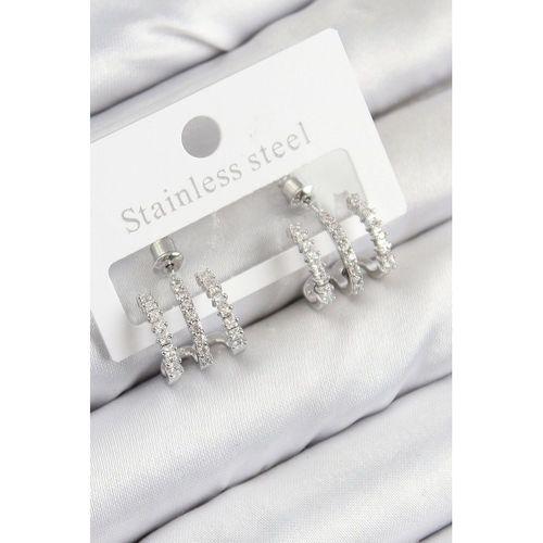 Pirinç Zirkon Taşlı Model Gümüş Renk Kadın Küpe