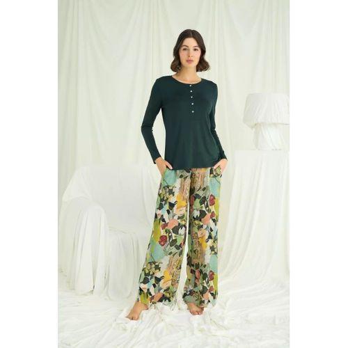 Çiçek Ve Yaprak Desenli Pijama Takımı