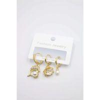 3'lü Yunus Balığı Küpe - Altın