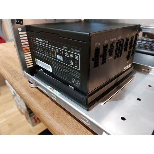 Lian Li PC B25F İçin Sızdırmazlık Yüzüğü (Bu ürün Sadece Plastik parçadır - Almadan Önce Soru Sorabilirsiniz)