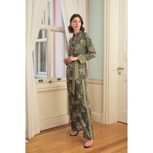 Çiçek Yaprak Ve Etnik Desenli Pijama Takımı