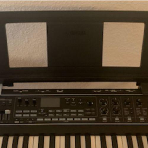 Yamaha CK61 PSR E473 Müzik Standı için Adaptör Braketi (Bu ürün Sadece Plastik parçadır - Almadan Önce Soru Sorabilirsiniz)