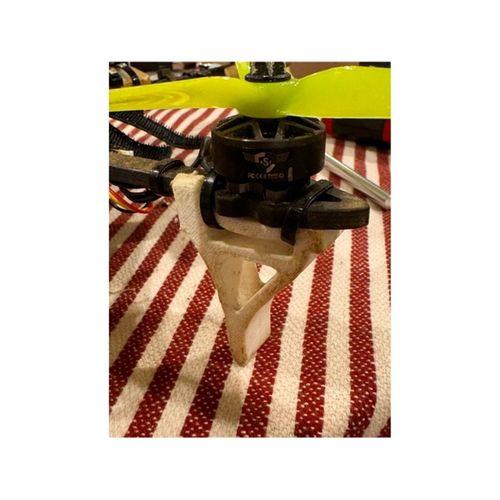 3D baskı drone iniş ayağı (Bu ürün Sadece Plastik parçadır - Almadan Önce Soru Sorabilirsiniz)