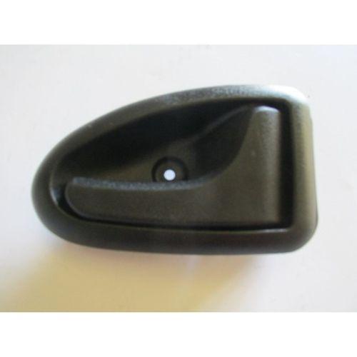 Renault Megane 1 1999 2002 Ön Kapı İç Açma Kolu Sağ Siyah 8200028995