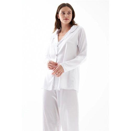 Kadın Beyaz Oversize Saten Pijama Takımı – Rahat Kesim Şık Ev Giyim Seti