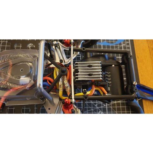 ESC TEPSİ Kyosho Tomahawk Efsanevi Serisi için (Bu ürün Sadece Plastik parçadır - Almadan Önce Soru Sorabilirsiniz)