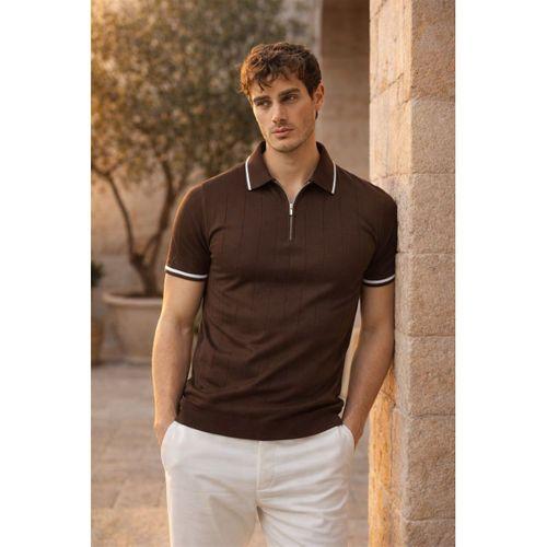 Jared Yakası Şeritli Dik Çizgili Yarım Fermuar İnce Triko Erkek T-Shirt - Kahve