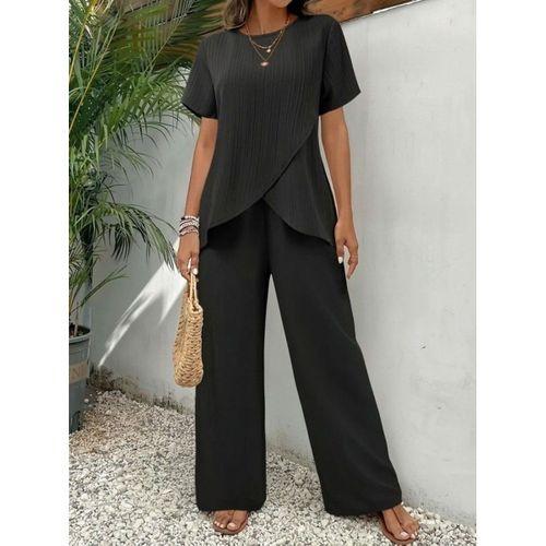 Kadın Kısa Kollu Bisiklet Yaka Asimetrik Kesim Detaylı Bürümcük Bluz Ve Pantolon Ikili Takım