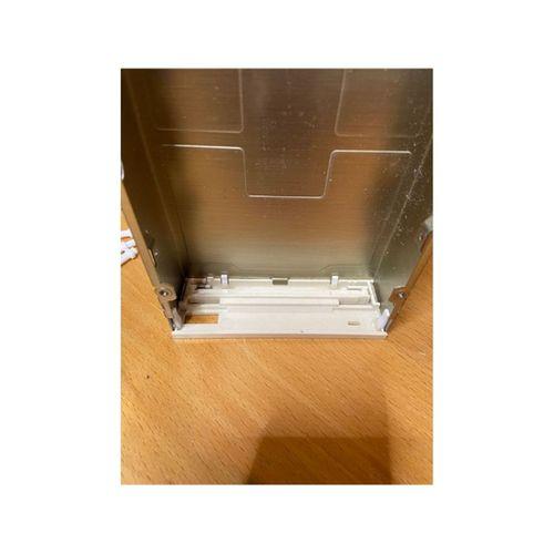 Amiga 4000D Eject Butonu FB357A Sürücü Onarım Parçaları (Bu ürün Sadece Plastik parçadır - Almadan Önce Soru Sorabilirsiniz)