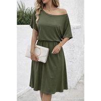 Kadın Kısa Kollu Omuzdan Açık Kiloş Midi Viskon Elbise