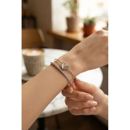 Gümüş Renk Kalp Model Zirkon Taşlı Kadın Bileklik