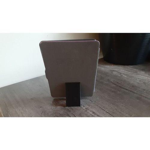 Kindle Standı (Bu ürün Sadece Plastik parçadır - Almadan Önce Soru Sorabilirsiniz)