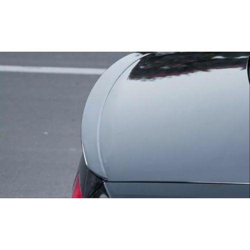 Volkswagen Passat Uyumlu B8 Spoiler - Piano Black (Parlak Siyah)