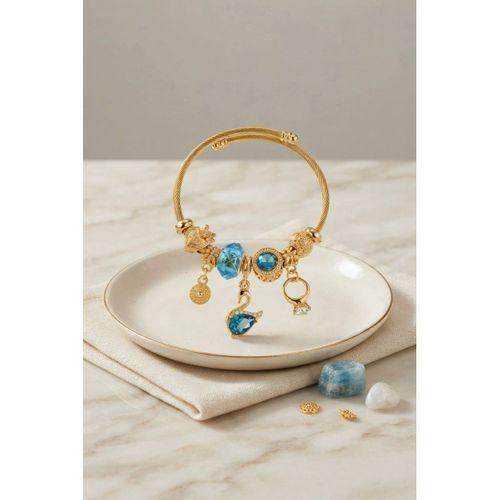 Mavi Kuğu Model Gold Renk Charmlı Bileklik
