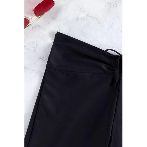 Kadın Siyah Önden Bağcıklı Deniz Şortu