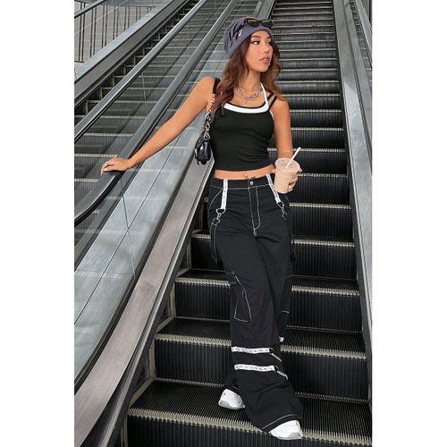 Kadın Beyaz Siyah Çift Renk Çapraz Askılı Crop Top Bluz