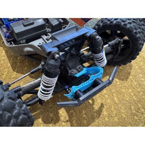 Traxxas Rustler Ön Tampon Desteği - 6906462