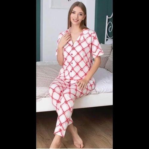 Freshness 105 Baklava Desenli Patlı Kısa Kol Pijama Takımı