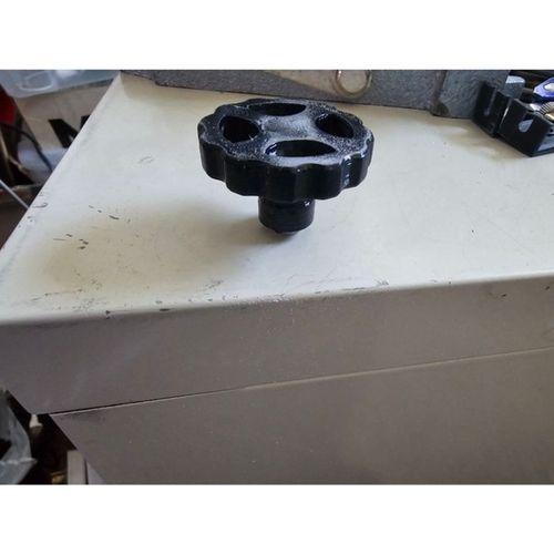 Ender Vites Topuzu Güçlendirilmiş Duvar Insertli 3D Baskı (Bu ürün Sadece Plastik parçadır - Almadan Önce Soru Sorabilirsiniz)