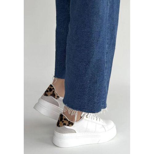 Jetan Beyaz Rugan Bağcıklı Spor Ayakkabı