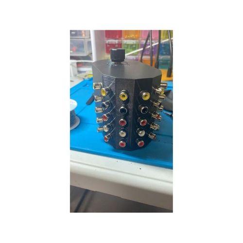 DIY Bileşen AV Switcher Sürüm 1 - 5125318