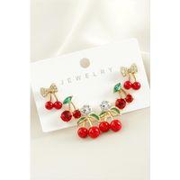 6 Adet Kiraz Mineli Tektaş Küpe