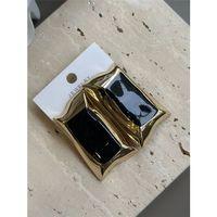 Mineli Kıvrımlı Küpe - Siyah