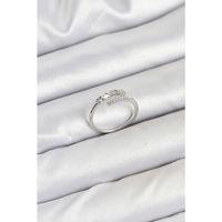 Pirinç Gümüş Renk Kalpli Detaylı Zirkon Taşlı Kadın Yüzük