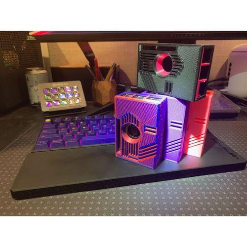 Retro Raspberry Pi 5 Kasa 2 Parça Tak Fit Vida Gerektirmeyen (Bu ürün Sadece Plastik parçadır - Almadan Önce Soru Sorabilirsiniz)