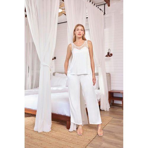 Dantelli Ve Dekolteli Saten Pijama Takımı